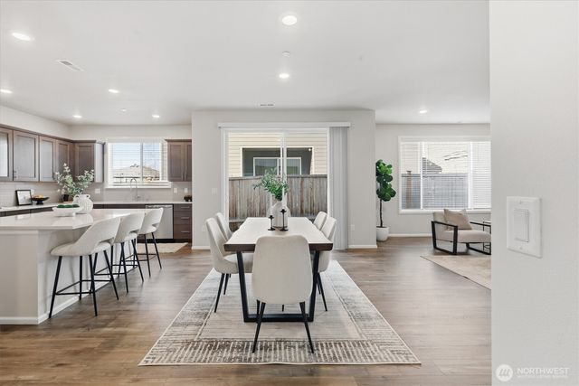 4211 208th Place SE, Bothell, WA 98021