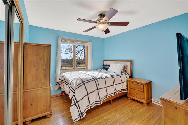 6097 Hellenbrand Road, Waunakee, WI 53597