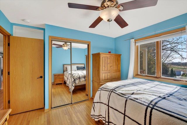 6097 Hellenbrand Road, Waunakee, WI 53597