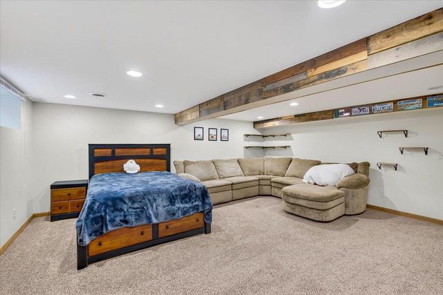 6097 Hellenbrand Road, Waunakee, WI 53597
