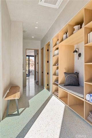 1824 Mountain Shadow Road, Joshua Tree, CA 92252