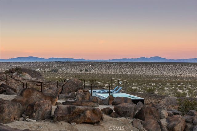 1824 Mountain Shadow Road, Joshua Tree, CA 92252