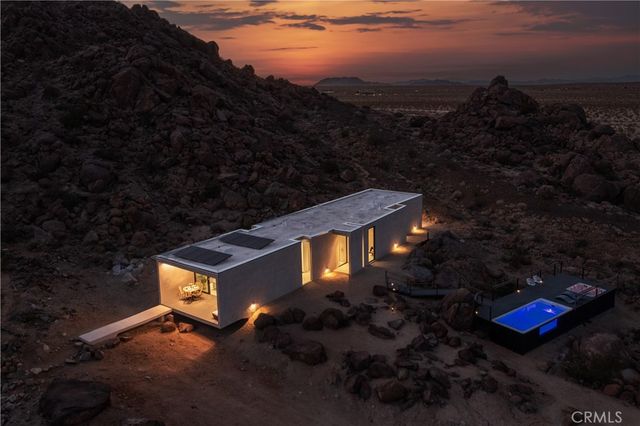 1824 Mountain Shadow Road, Joshua Tree, CA 92252