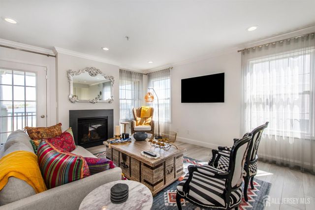 32 Raritan Reach Road, South Amboy, NJ 08879
