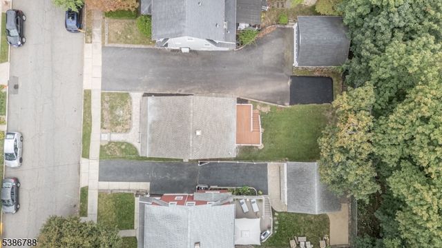 58 Yantecaw Ave, Bloomfield Twp., NJ 07003