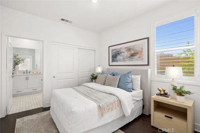 306 Treble, Irvine, CA 92618
