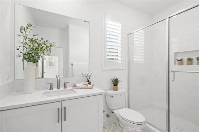 306 Treble, Irvine, CA 92618