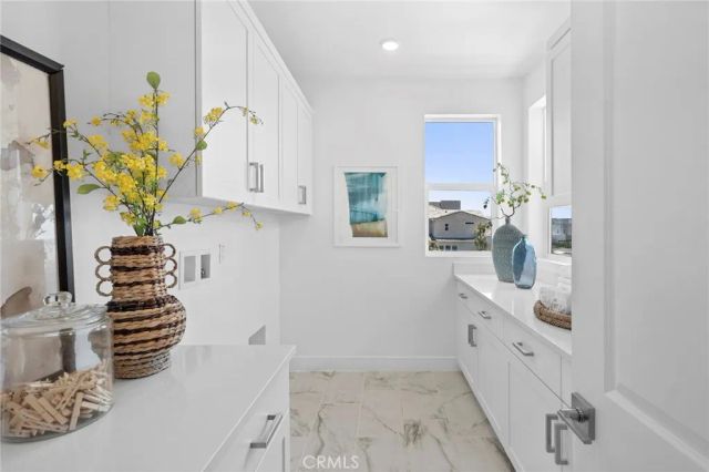 306 Treble, Irvine, CA 92618