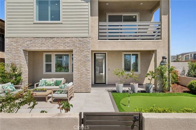 306 Treble, Irvine, CA 92618