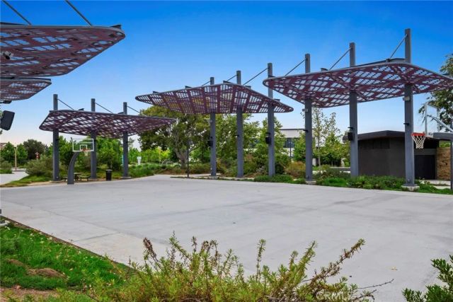 306 Treble, Irvine, CA 92618
