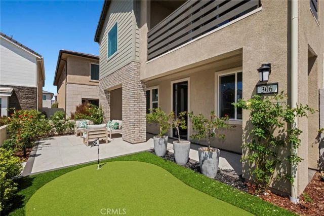306 Treble, Irvine, CA 92618