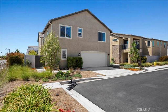 306 Treble, Irvine, CA 92618