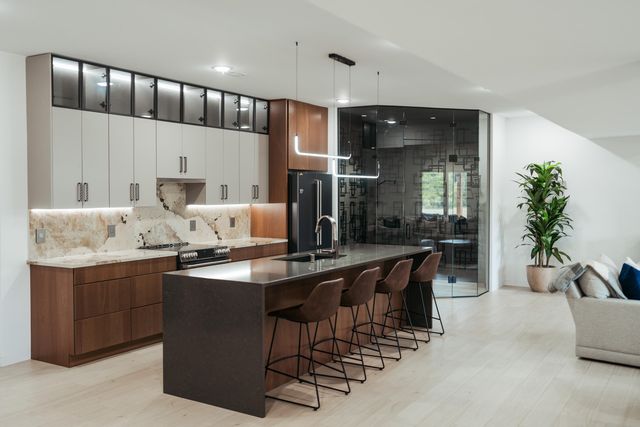 700 N Farm Road 193, Springfield, MO 65802