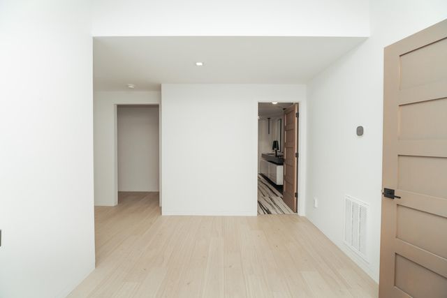 700 N Farm Road 193, Springfield, MO 65802