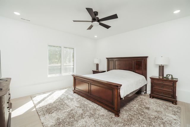 700 N Farm Road 193, Springfield, MO 65802