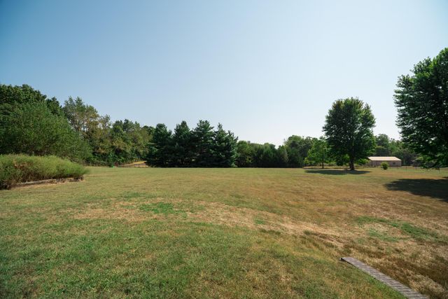 700 N Farm Road 193, Springfield, MO 65802