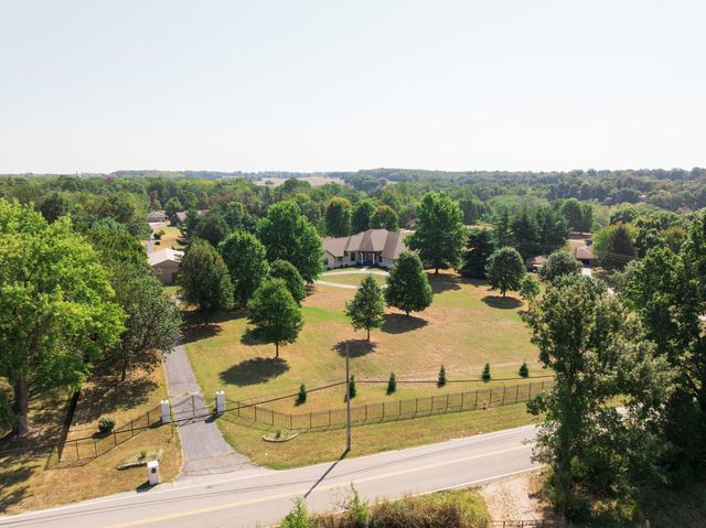 700 N Farm Road 193, Springfield, MO 65802