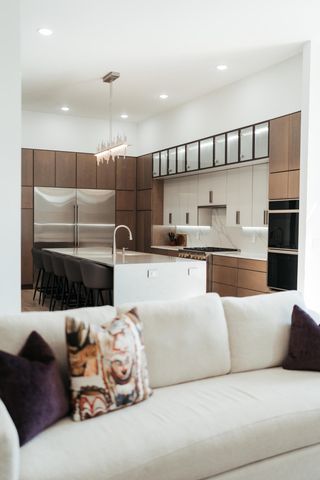 700 N Farm Road 193, Springfield, MO 65802