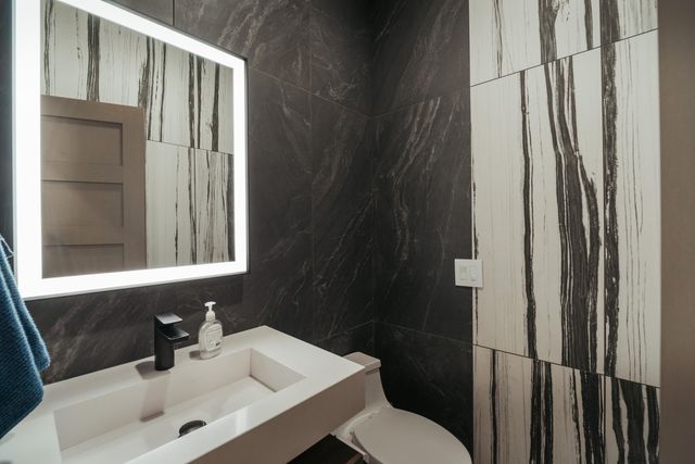 700 N Farm Road 193, Springfield, MO 65802