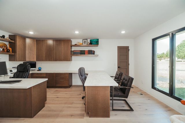 700 N Farm Road 193, Springfield, MO 65802