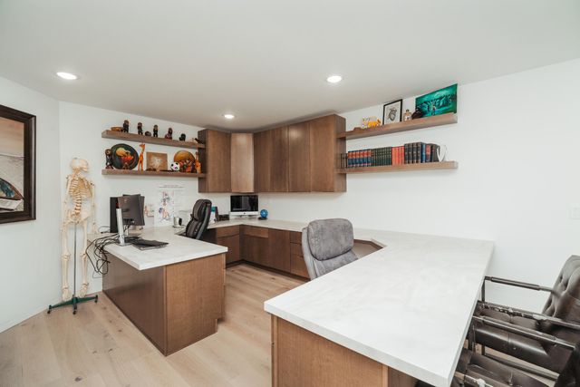 700 N Farm Road 193, Springfield, MO 65802