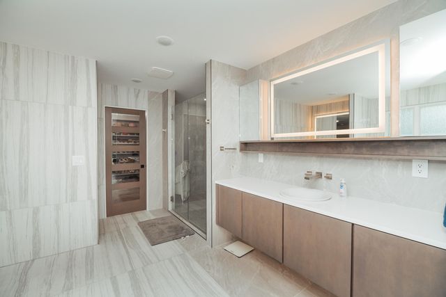 700 N Farm Road 193, Springfield, MO 65802