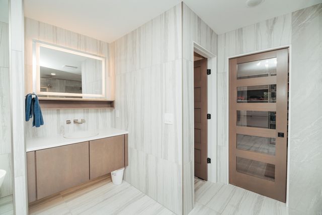 700 N Farm Road 193, Springfield, MO 65802