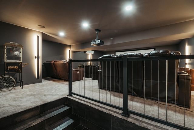 700 N Farm Road 193, Springfield, MO 65802