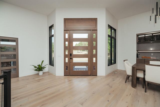 700 N Farm Road 193, Springfield, MO 65802