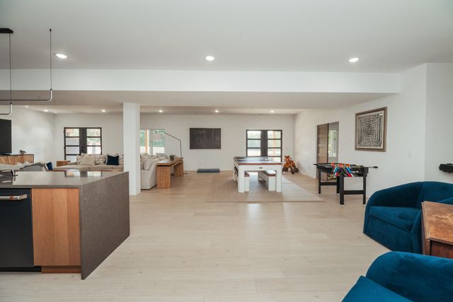 700 N Farm Road 193, Springfield, MO 65802