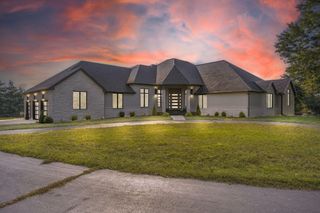 700 N Farm Road 193, Springfield, MO 65802