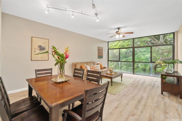 1020 Aoloa Place 311B, Kailua, HI 96734