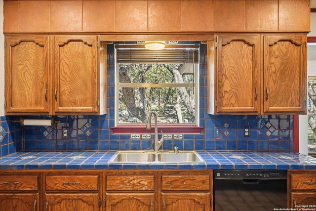 3761 Ridgeway, San Antonio, TX 78259