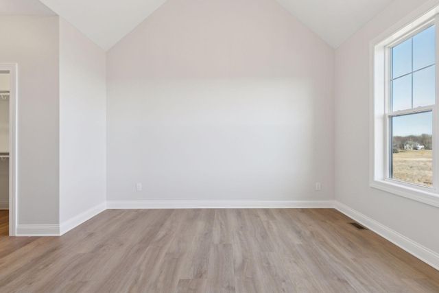 610 Field Point Street, Roberts, WI 54023