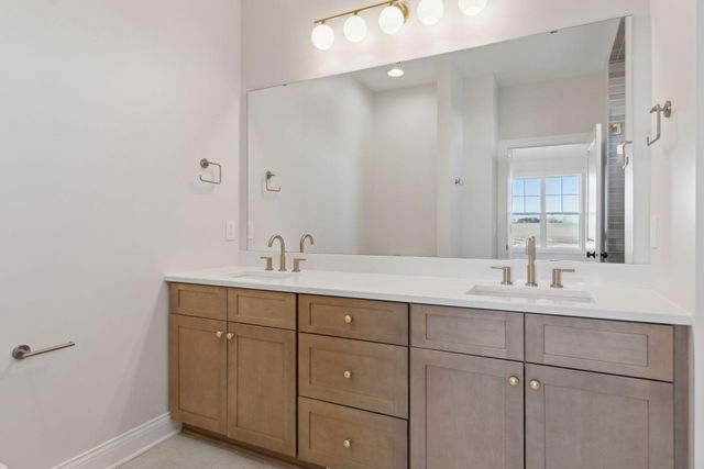 610 Field Point Street, Roberts, WI 54023