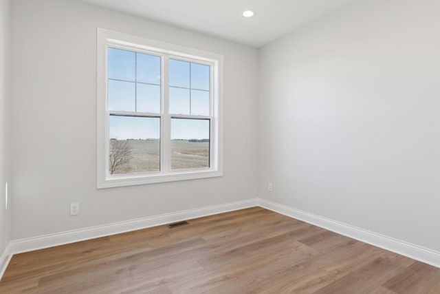 610 Field Point Street, Roberts, WI 54023