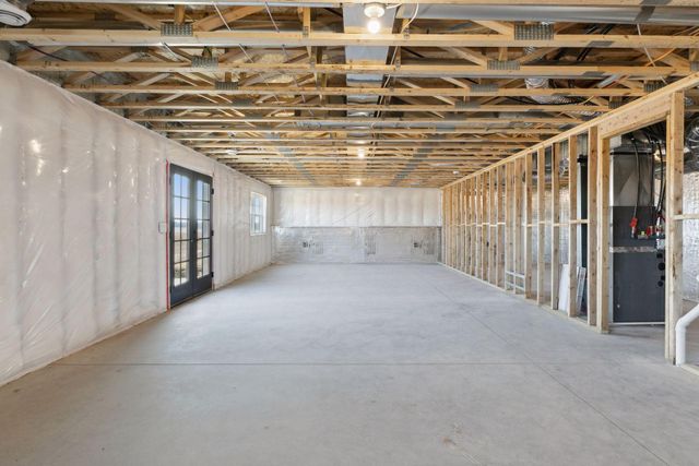 610 Field Point Street, Roberts, WI 54023