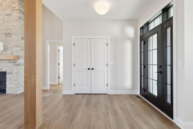 610 Field Point Street, Roberts, WI 54023