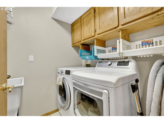 535 Ne 24TH St, Gresham, OR 97030