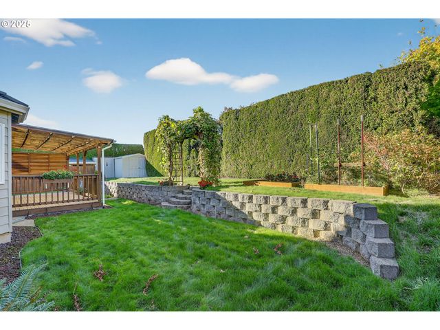 535 Ne 24TH St, Gresham, OR 97030