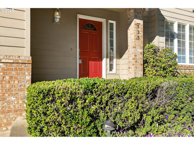 535 Ne 24TH St, Gresham, OR 97030