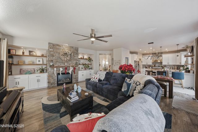 6790 Talmedge Circle, Sparks, NV 89436