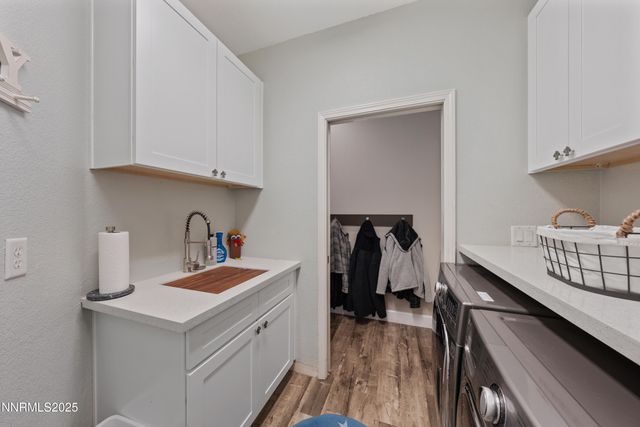 6790 Talmedge Circle, Sparks, NV 89436