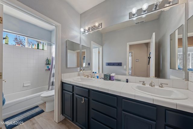 6790 Talmedge Circle, Sparks, NV 89436