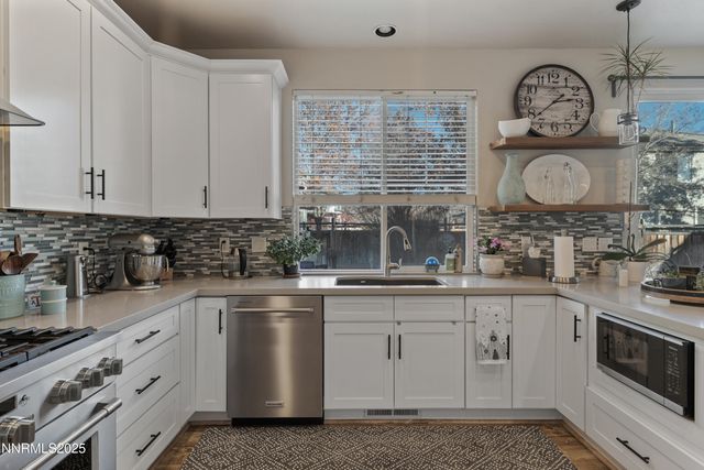 6790 Talmedge Circle, Sparks, NV 89436