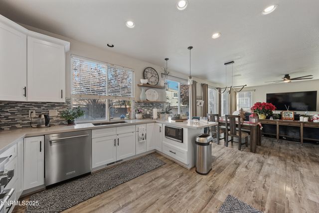 6790 Talmedge Circle, Sparks, NV 89436