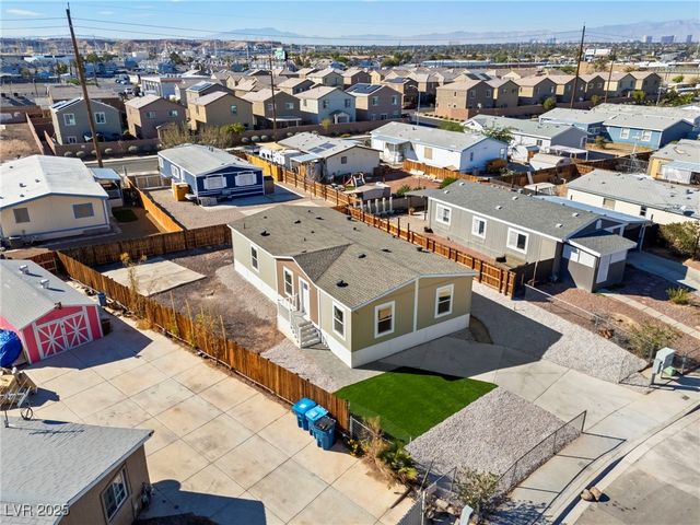 6115 Berthelot Lane, Las Vegas, NV 89122