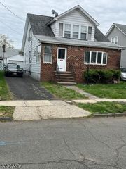 2229 Church St, Rahway City, NJ 07065