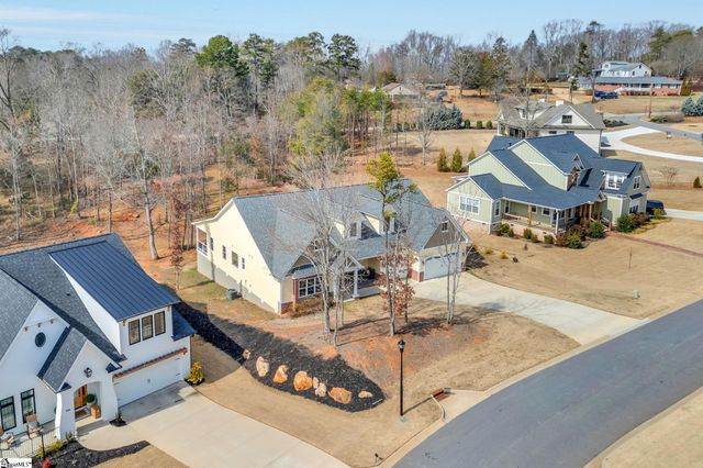 104 Pinelands Place, Travelers Rest, SC 29690