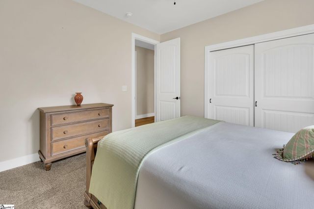 104 Pinelands Place, Travelers Rest, SC 29690